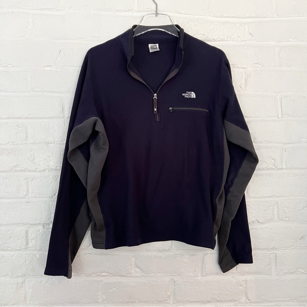 The North Face Men's Navy and Gray Half Zip Fleece